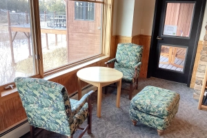 Lobby Table and Chairs